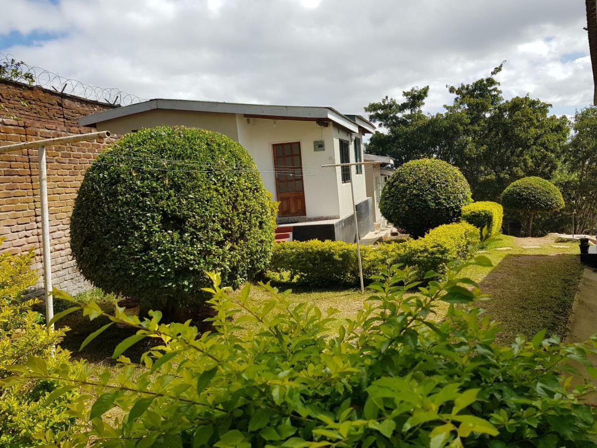 Chinyonga Guesthouse Limbe Dış mekan fotoğraf